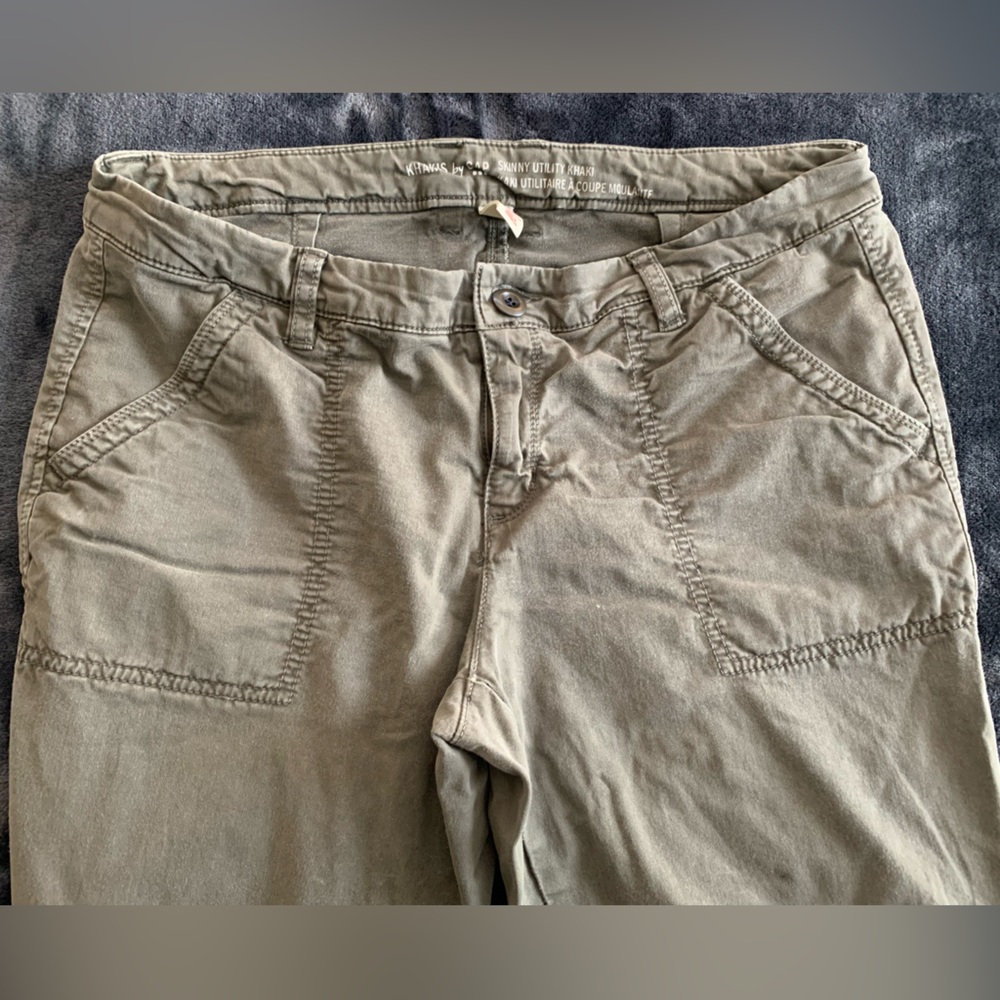 GAP sunny utility khaki